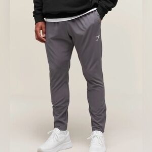 Gymshark Arrival Woven Silhouette Gray Tapered Joggers Pants Athletic Size L